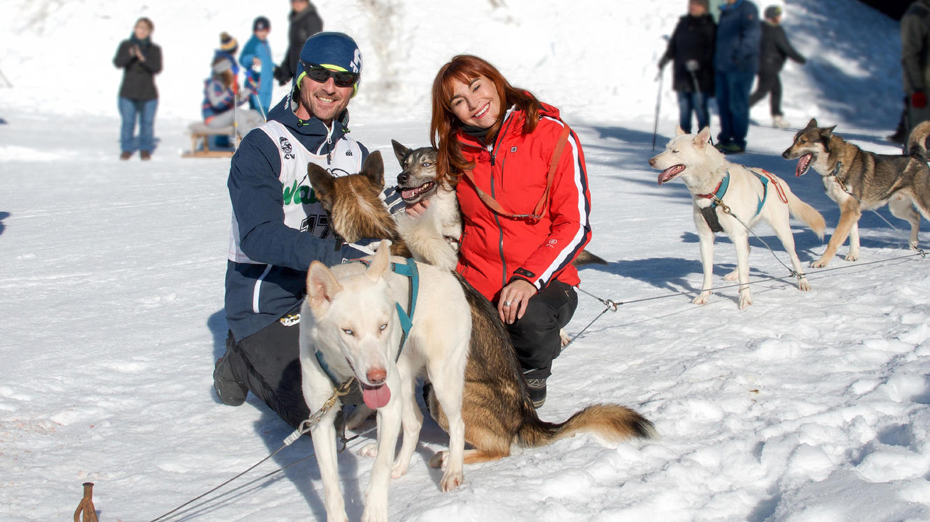 Hundkatzemaus Diana Eichhorn Im Husky Rennfieber